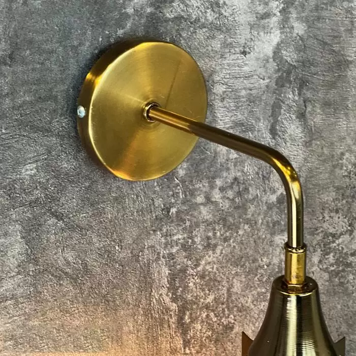 دیواری دکوراتیو شمشیری