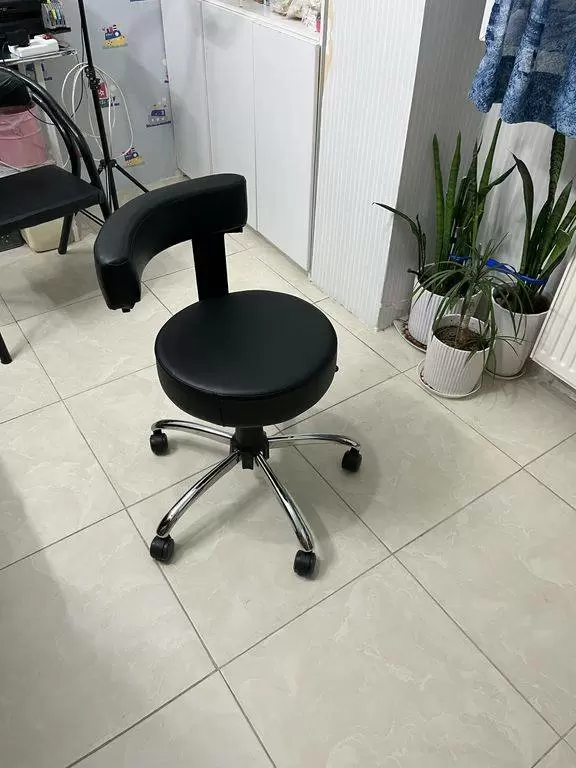 صندلی آزمایشگاهی زیمنسی برند هیدیکا مبلمان